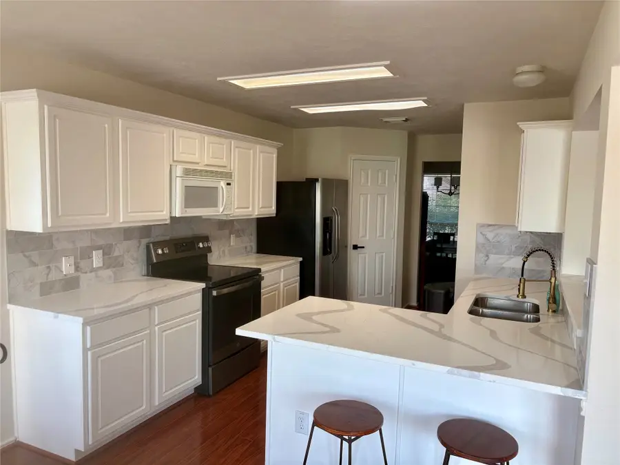 1126 Andover Drive, Pearland, TX 77584 - Image #3