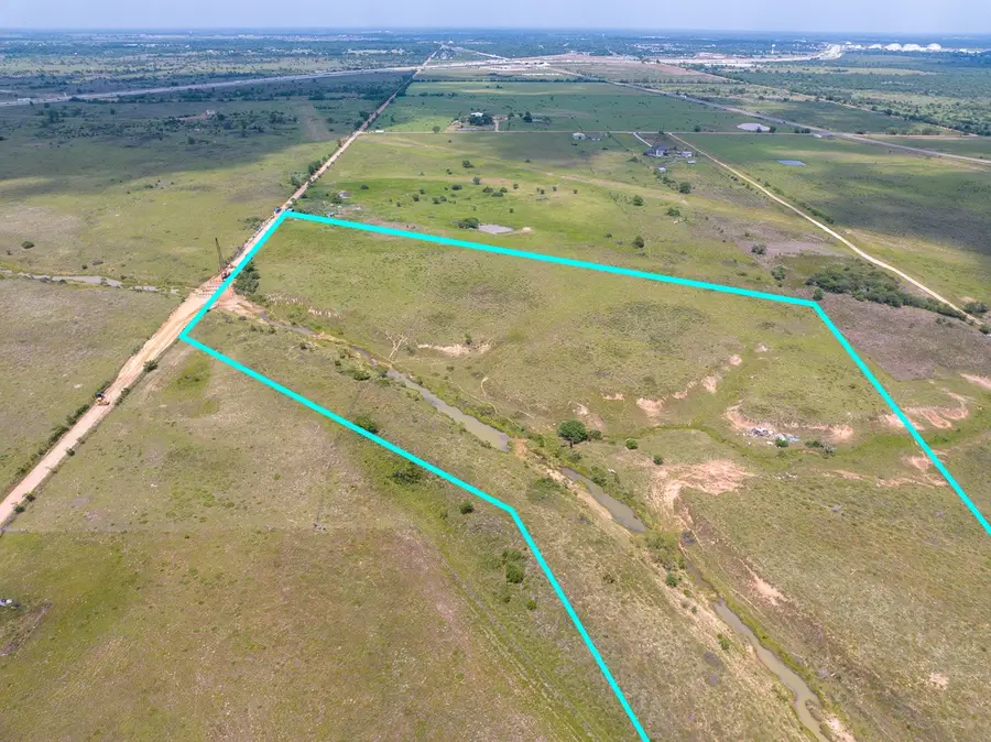 1 Wolchik Road, Sealy, TX 77474 - #2