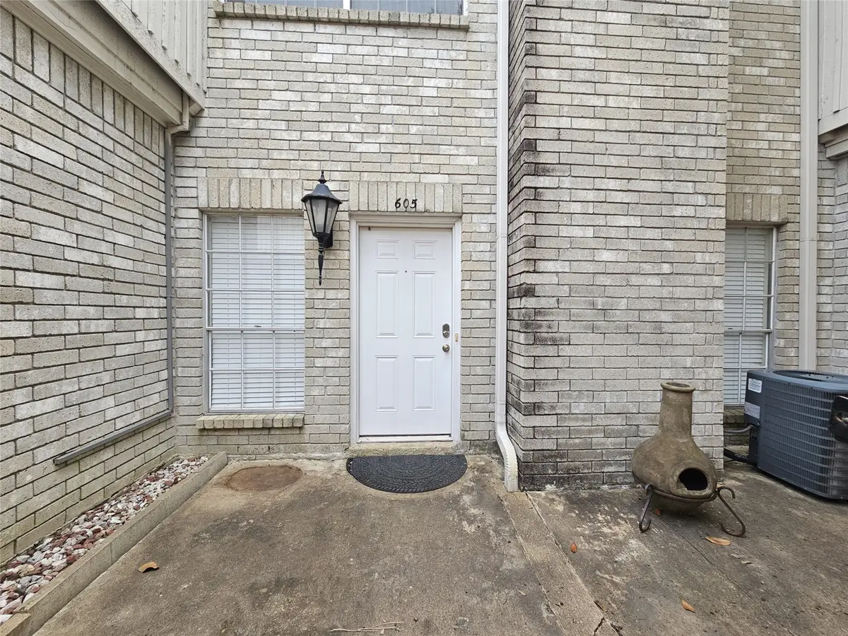 3800 Tanglewilde Street #605, Houston, TX 77063 - #1