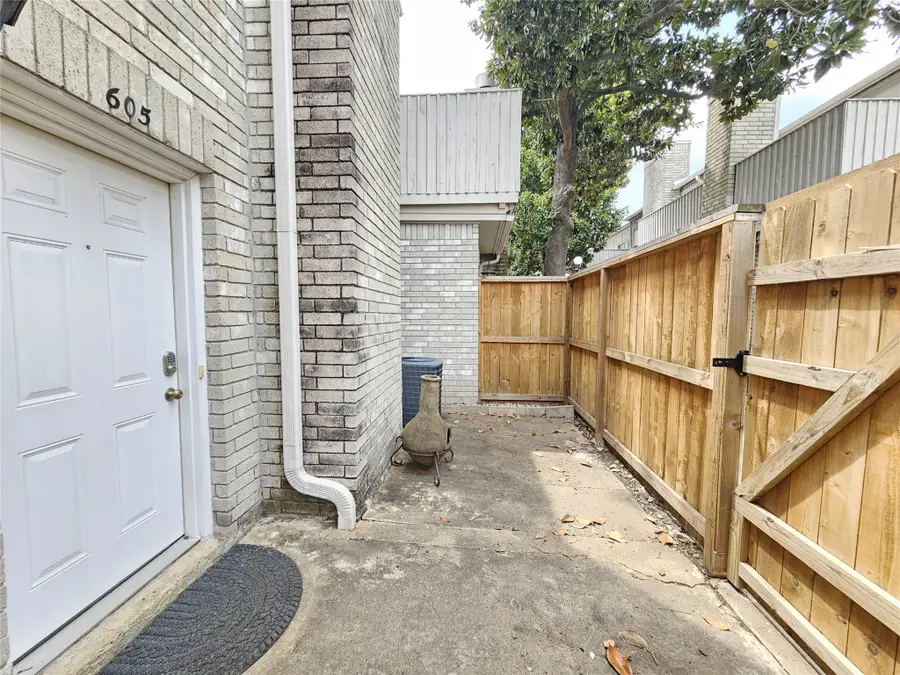 3800 Tanglewilde Street #605, Houston, TX 77063 - #2