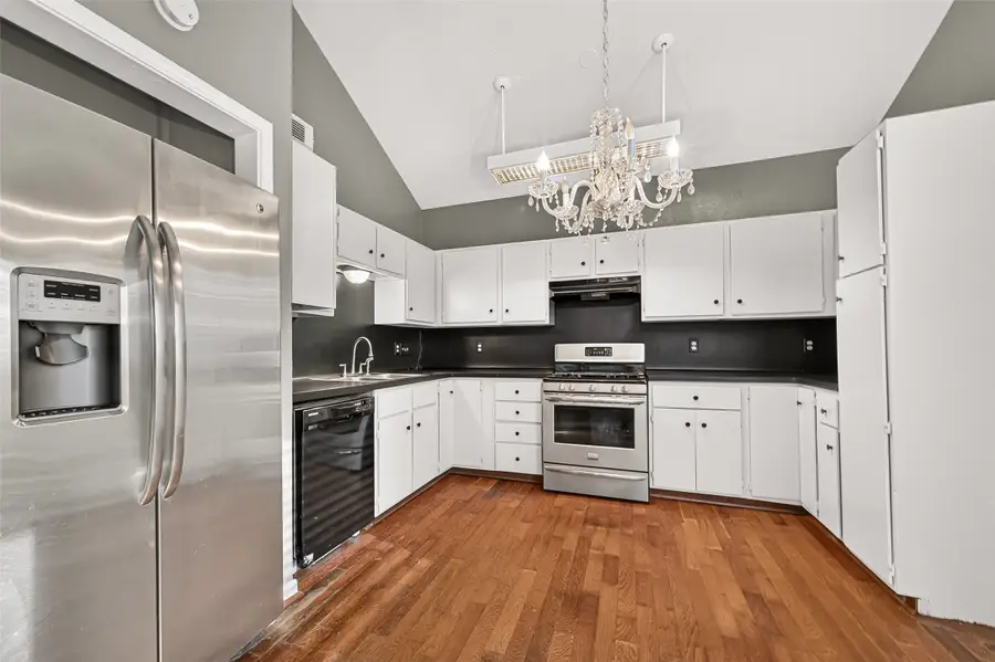 3811 Suttonford Drive, Houston, TX 77066 - #3