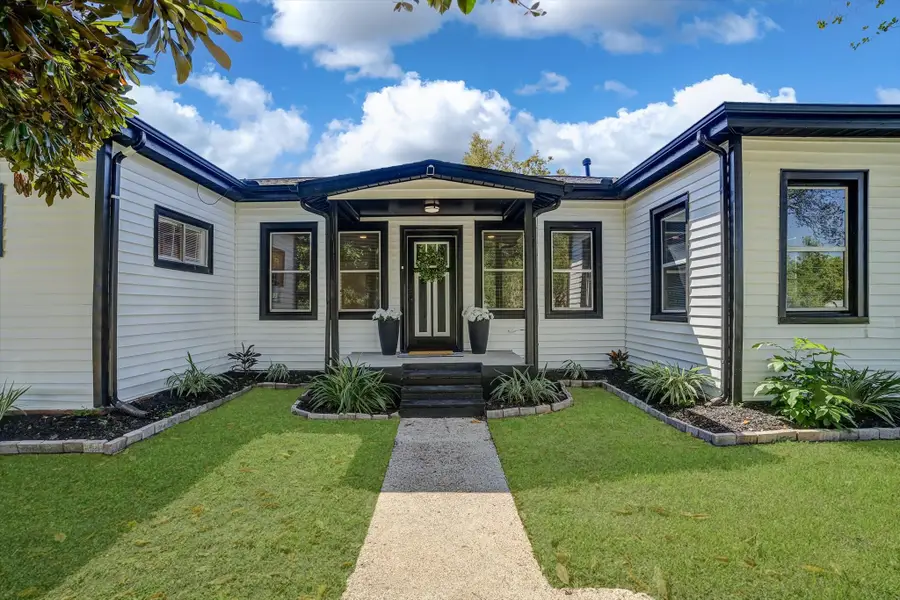 6405 Woodrow Street, Texas City, TX 77591 - #2