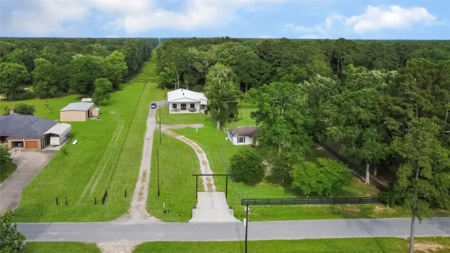 79 E Pine Drive, Huffman, TX 77336 - Image #2