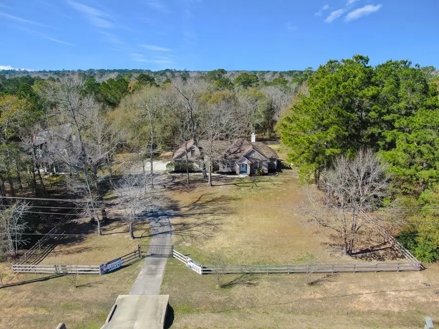 104 Fish Creek Thoroughfare, Montgomery, TX 77316 - Image #2