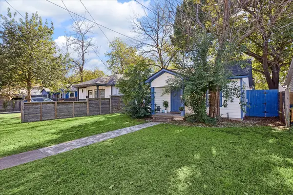 907 E 53rd Street, Austin, TX 78751