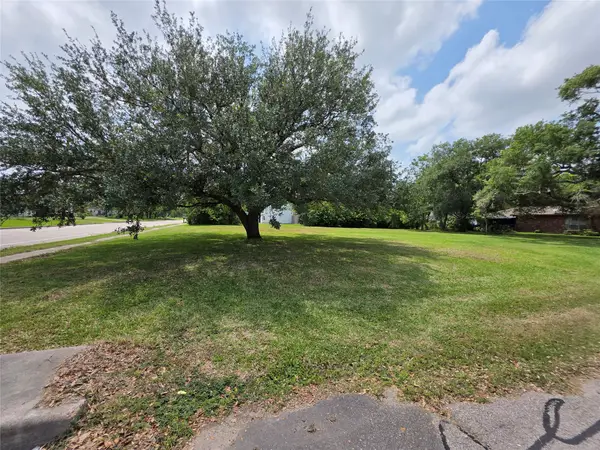 0 Nugent Street, La Porte, TX 77571