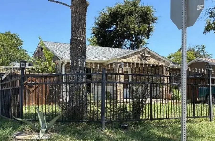 3701 Forbes Street, Fort Worth, TX 76105 - #3
