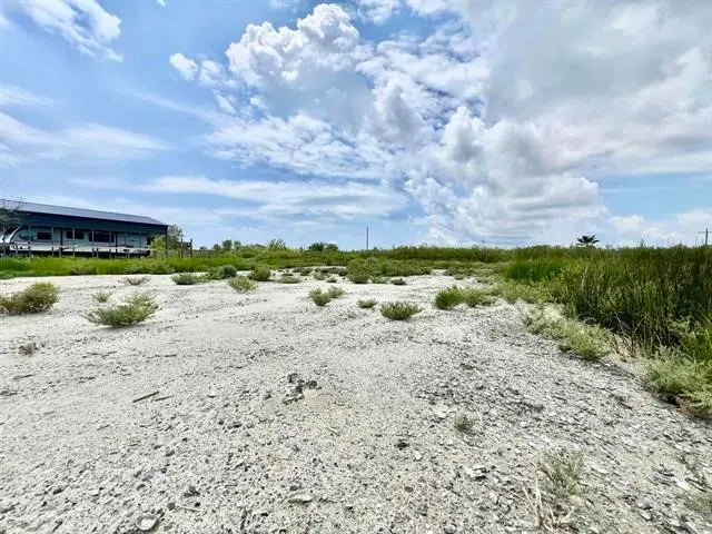 1205 W Canal, Crystal Beach, TX 77650 - Image #2