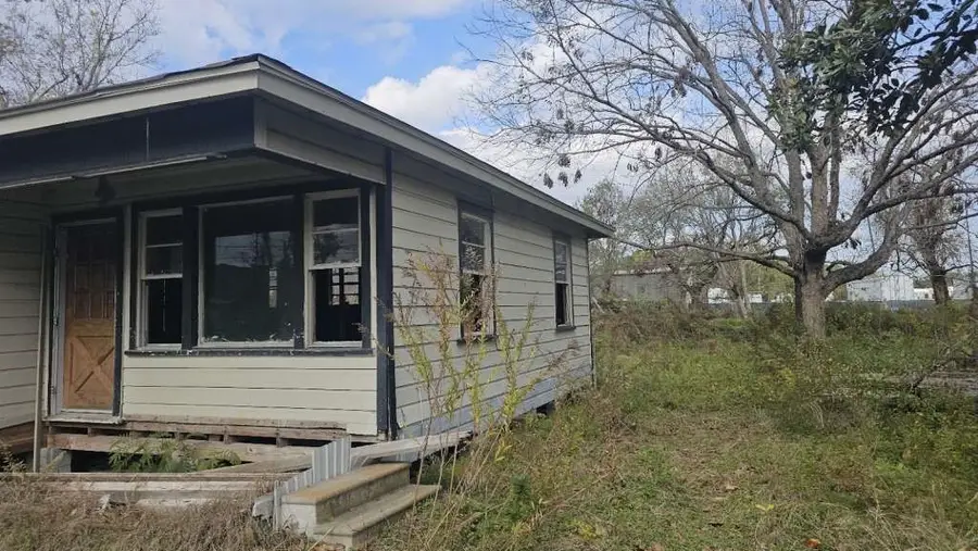 8303 Furray Road, Houston, TX 77028 - Image #3