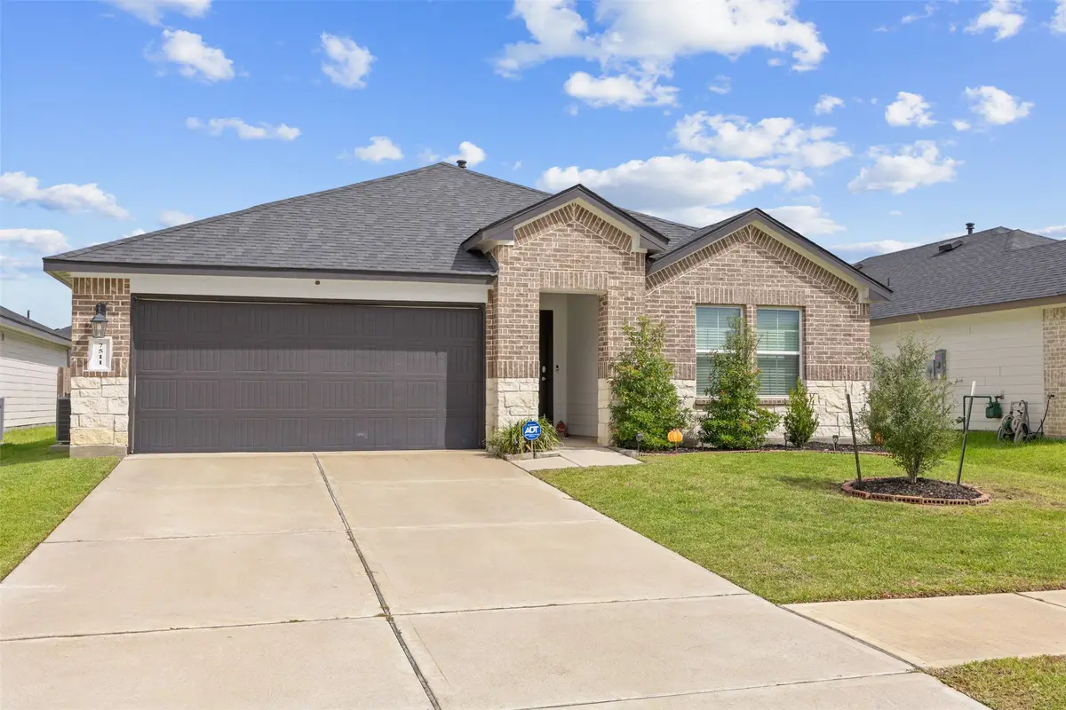 7511 Carson Court, Rosharon, TX 77583 - #1