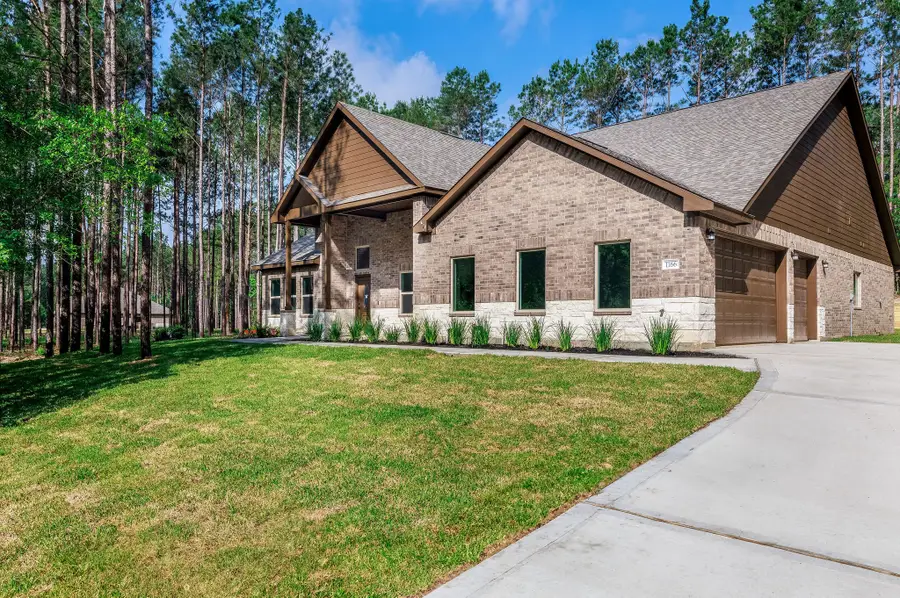 364 Dahlia Road, Huntsville, TX 77320 - Image #2