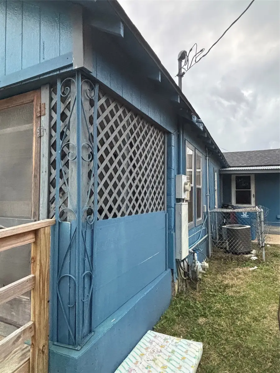 1337 3rd St, Hempstead, TX 77445 - #3