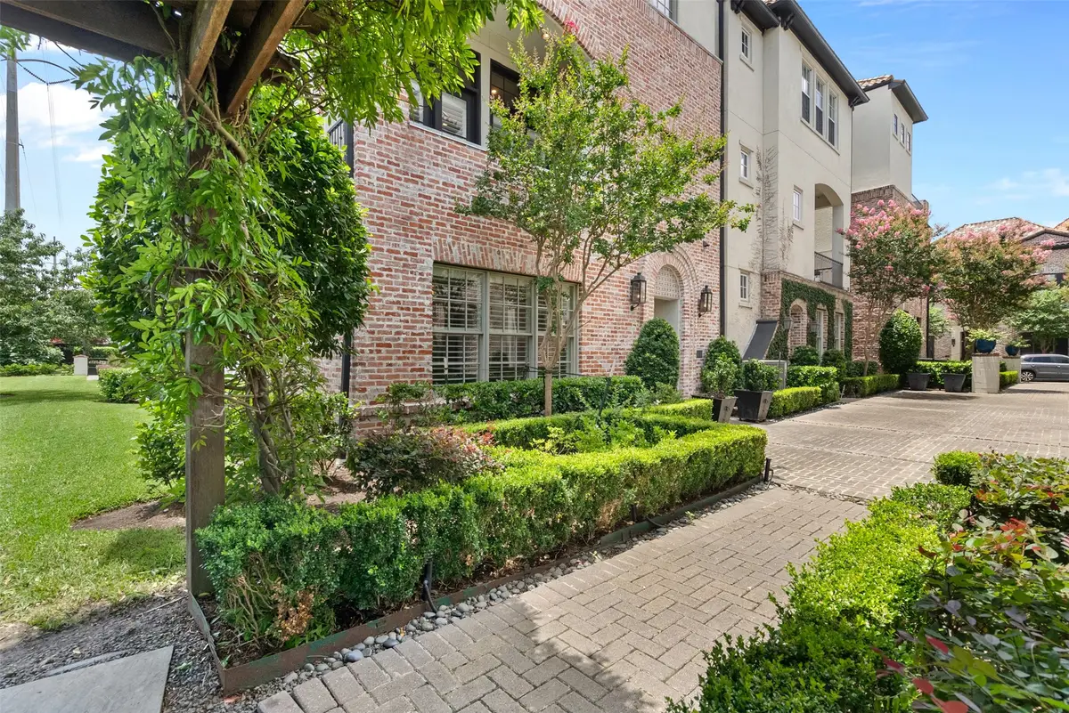 1156 Mosaico Lane, Houston, TX 77055 - Image #1