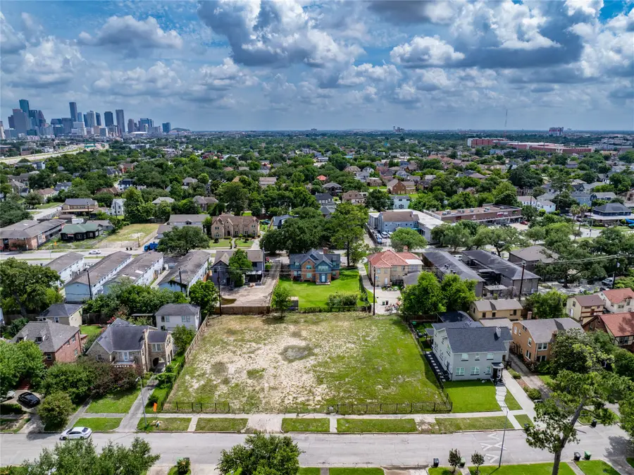 2427 Oakdale Street, Houston, TX 77004 - Image #2