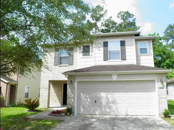 22923 Twisting Pine Drive, Spring, TX 77373