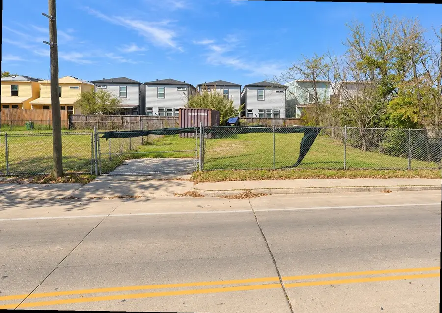4227 Lyons Ave, Houston, TX 77020 - #2