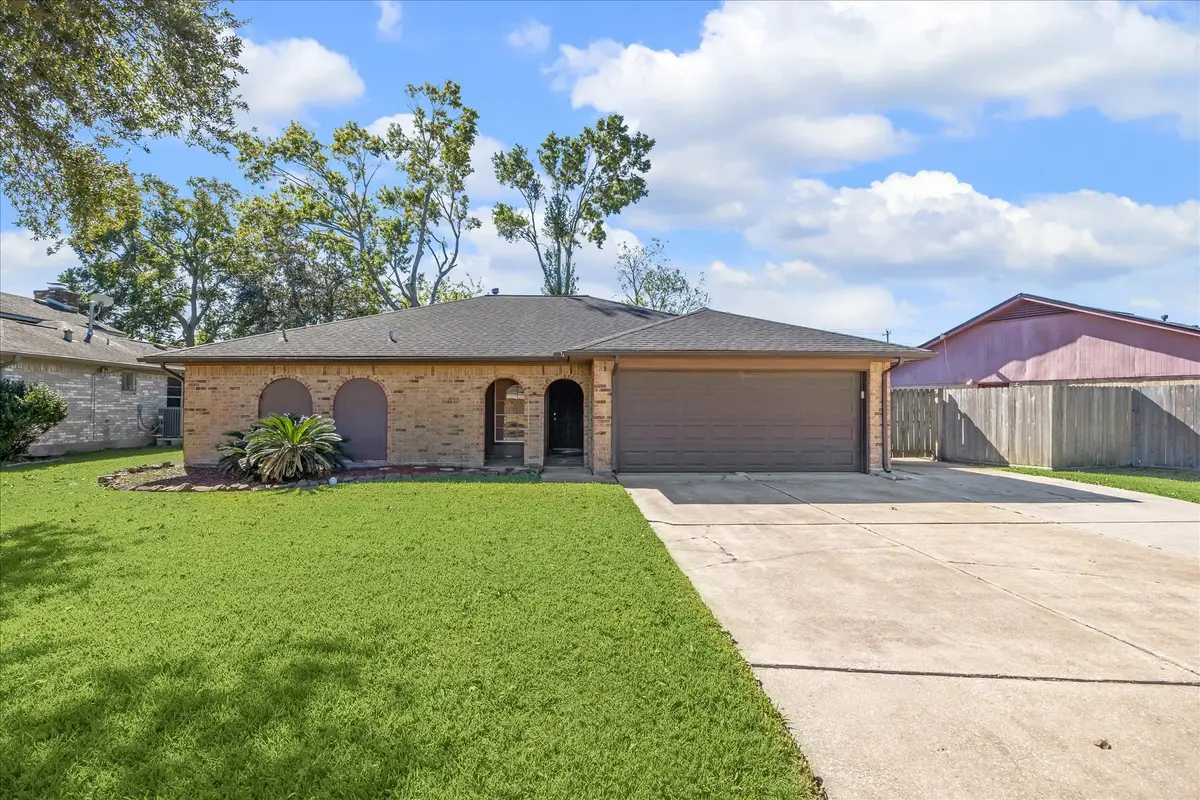 2105 Roland Rue Street, Pearland, TX 77581 - Image #1