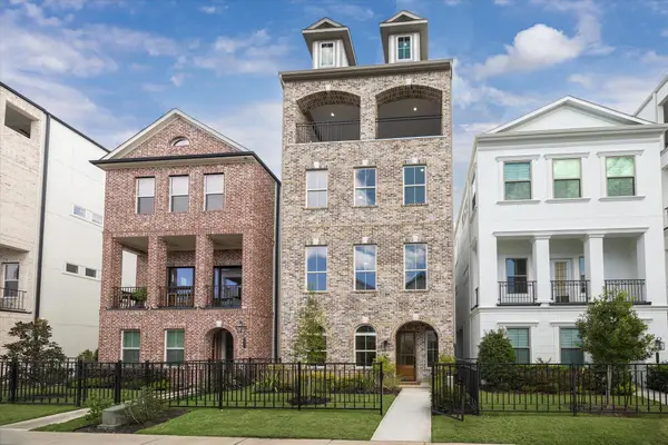 905 Blackshire Lane, Houston, TX 77055