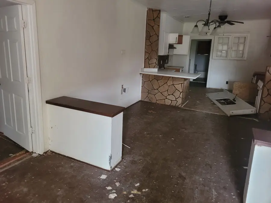 616 Elgie Street, Beaumont, TX 77705 - Image #3