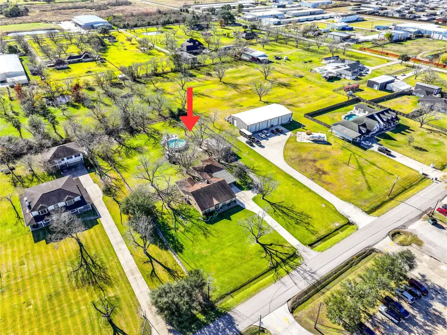 18120 County Road 127, Pearland, TX 77581 - Image #2