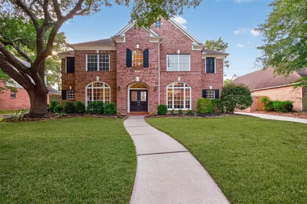 4211 Brook Shadow Drive, Kingwood, TX 77345