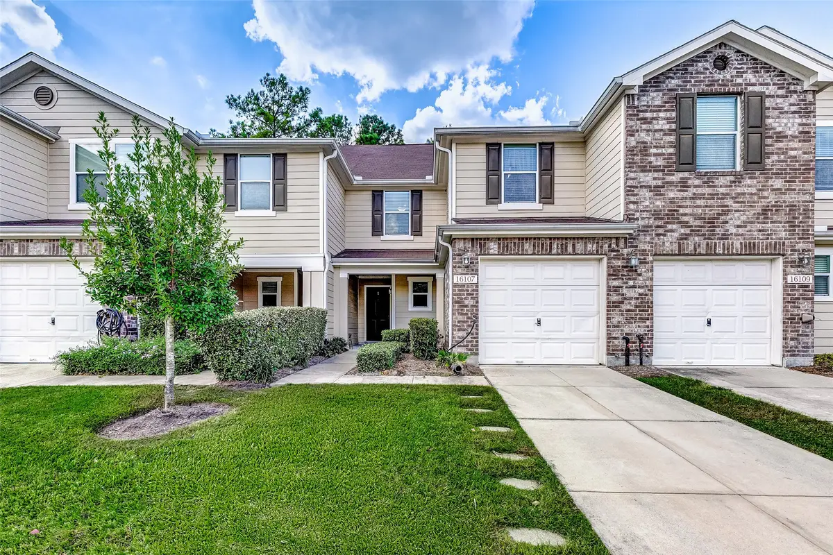 16107 Sweetwater Fields Lane #B1, Tomball, TX 77377 - Image #1