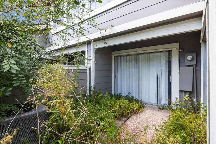 12227 Sandpiper Drive #122, Houston, TX 77035 - Image #3