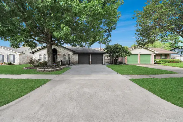 4611 Northrup Drive, Houston, TX 77092