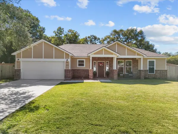 8115 Leigh Road, Hitchcock, TX 77563