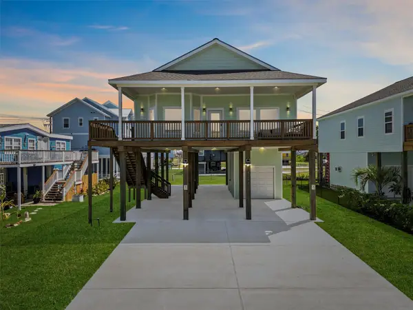 4217 Reeves Drive, Galveston, TX 77554