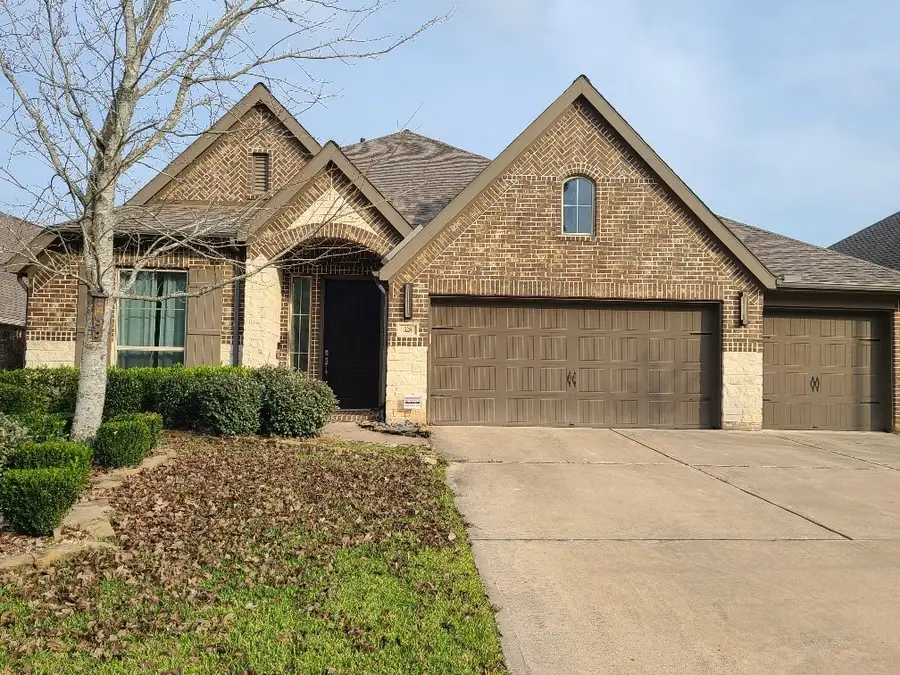 328 Red Petal Court, Conroe, TX 77304 - Image #3