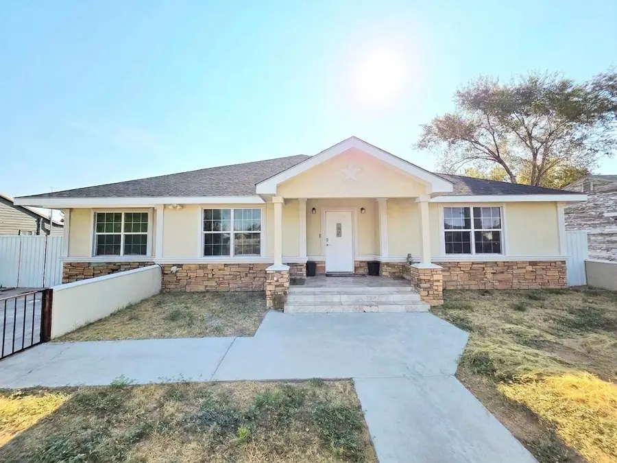 1108 S Allen Avenue, Monahans, TX 79756 - #2