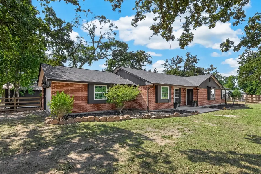 8 Riverwood Lane, Hempstead, TX 77445 - #2