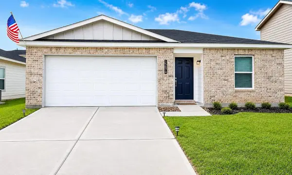 15674 Briar Forest Drive, Conroe, TX 77306