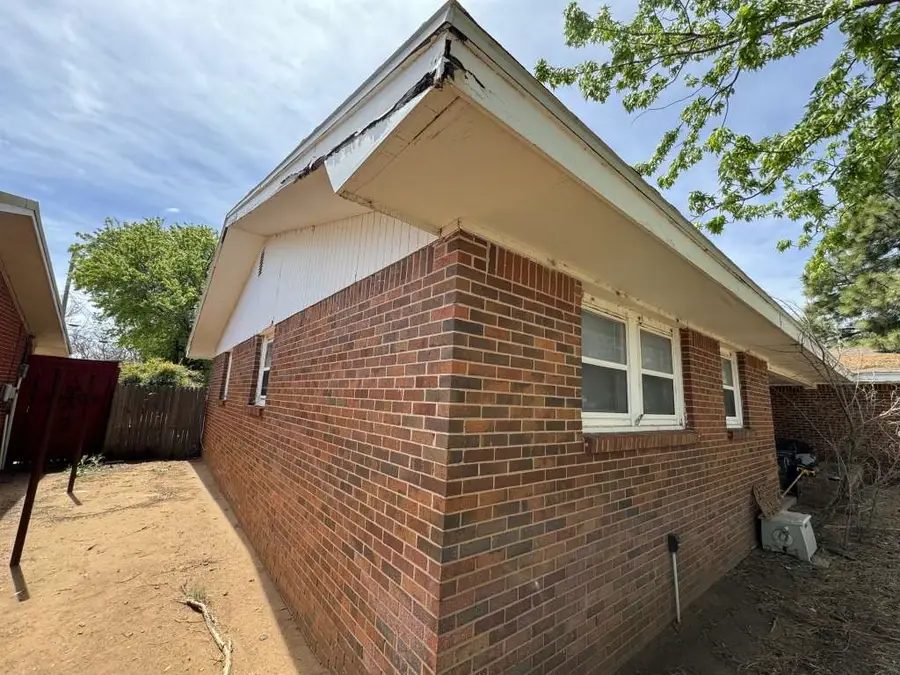 104 E 19th Street, Littlefield, TX 79339 - Image #3