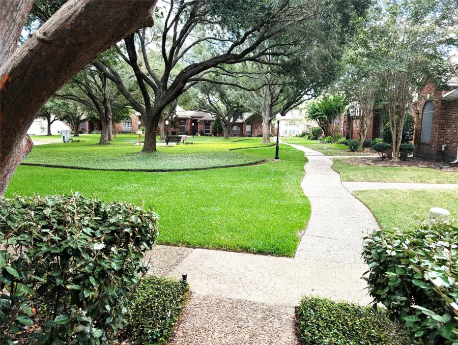 6635 Queensclub Drive, Houston, TX 77069 - Image #3