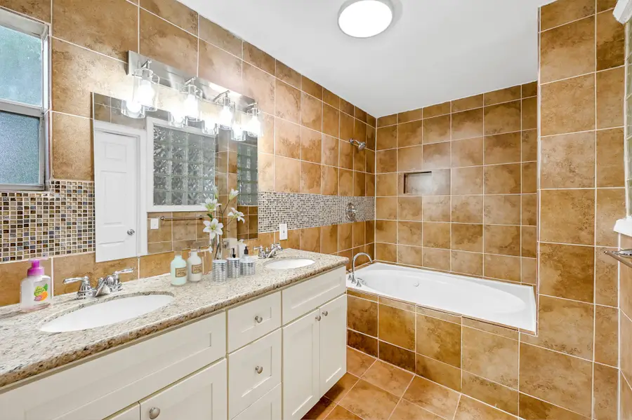 5310 Claremont Street #A, Houston, TX 77023 - #3