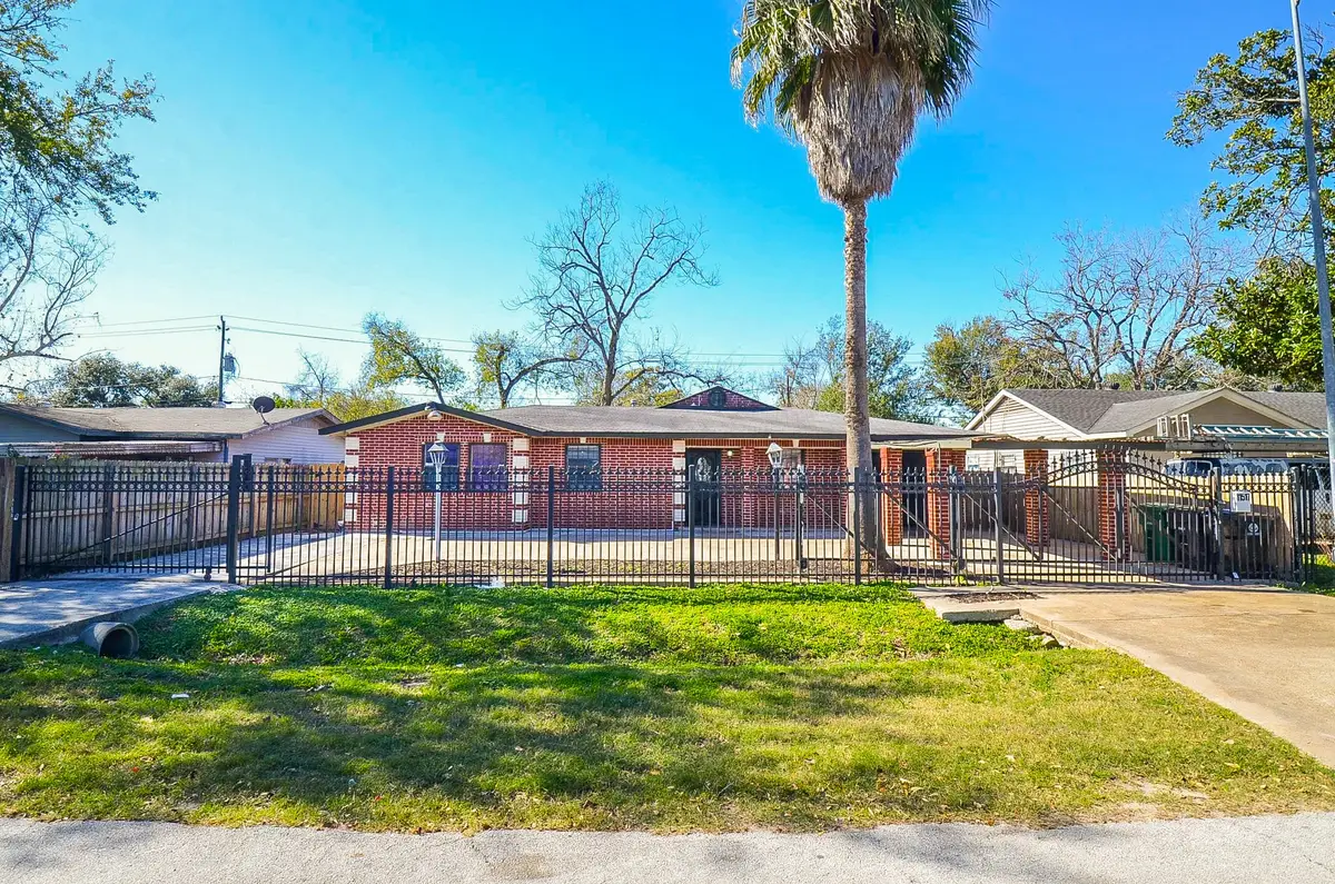 11517 Bannister Lane, Houston, TX 77076 - Image #1