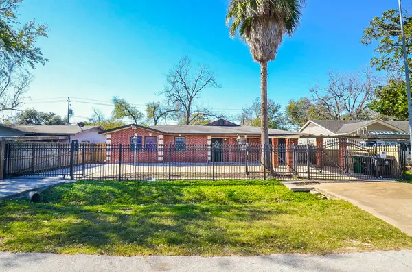 11517 Bannister Lane, Houston, TX 77076