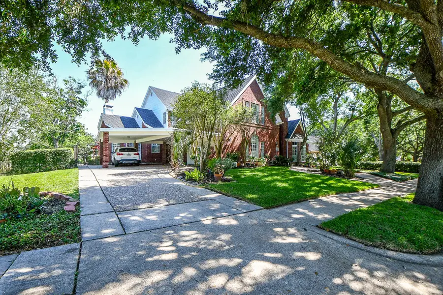 410 Kingfisher Drive, Sugar Land, TX 77478 - #2