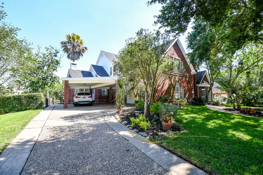 410 Kingfisher Drive, Sugar Land, TX 77478 - #3