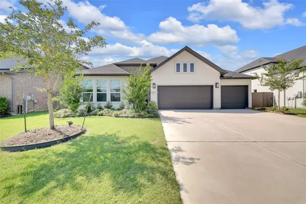 1665 Sherwood Glen Drive, Friendswood, TX 77546