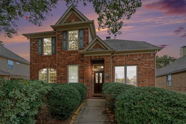 240 Kettering Lane, League City, TX 77573