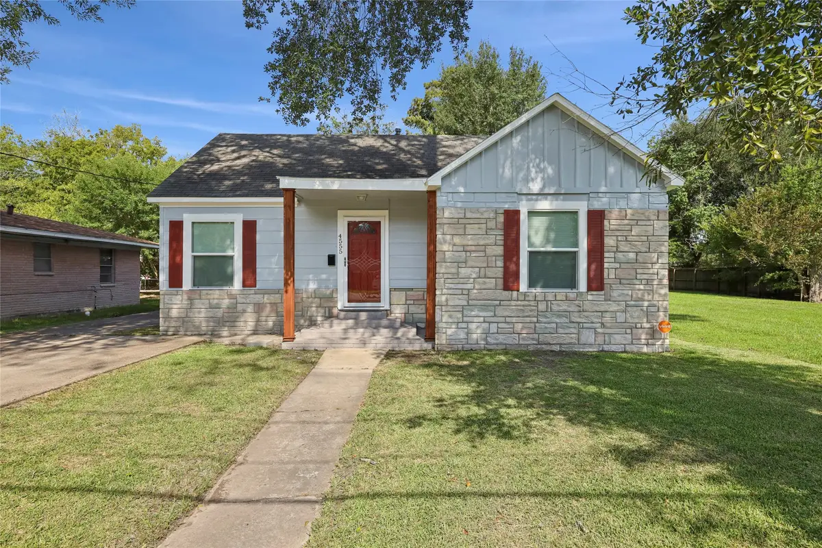 4555 Hartel Street, Beaumont, TX 77705 - Image #1