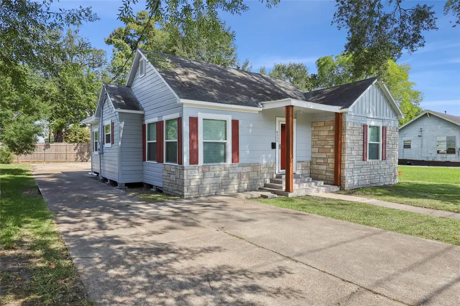 4555 Hartel Street, Beaumont, TX 77705 - Image #2