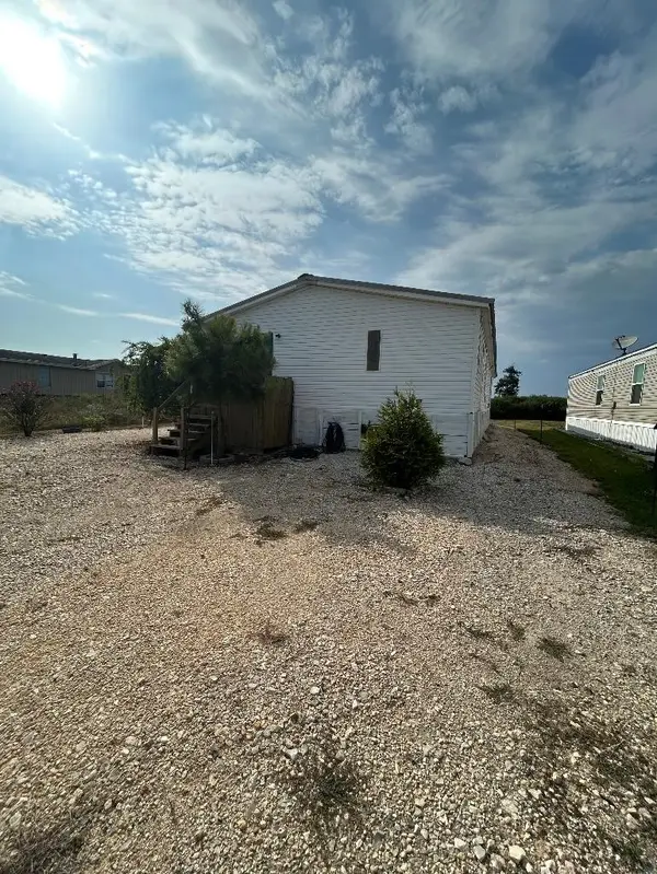 1109 Road 57071, Cleveland, TX 77327