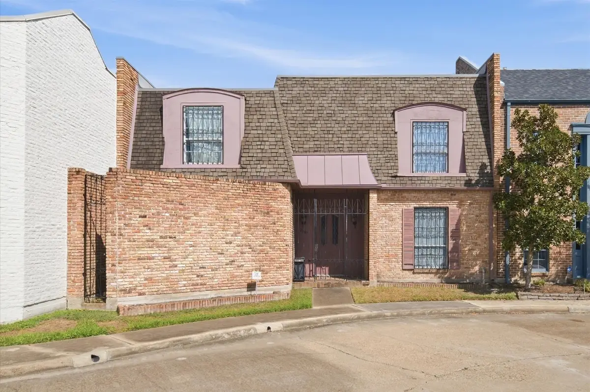 2107 Stonewalk Drive, Houston, TX 77056 - #1