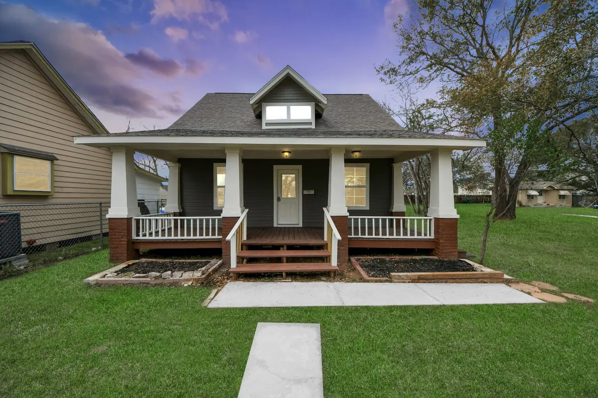 837 Fowlkes Street, Sealy, TX 77474 - #1