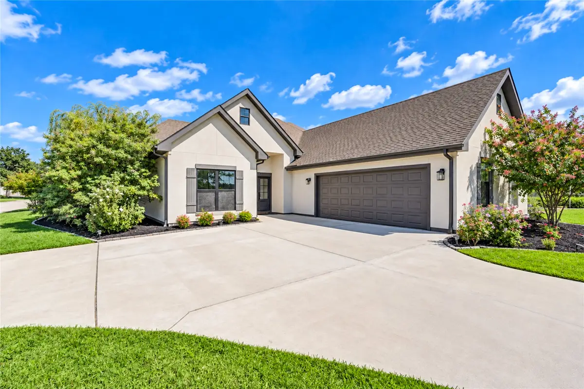 101 Hillsborough Drive W, Montgomery, TX 77356 - #1