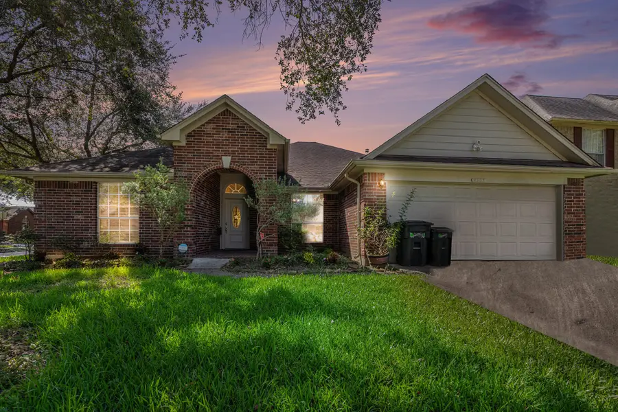 4303 Alysheba, Friendswood, TX 77546 - Image #2